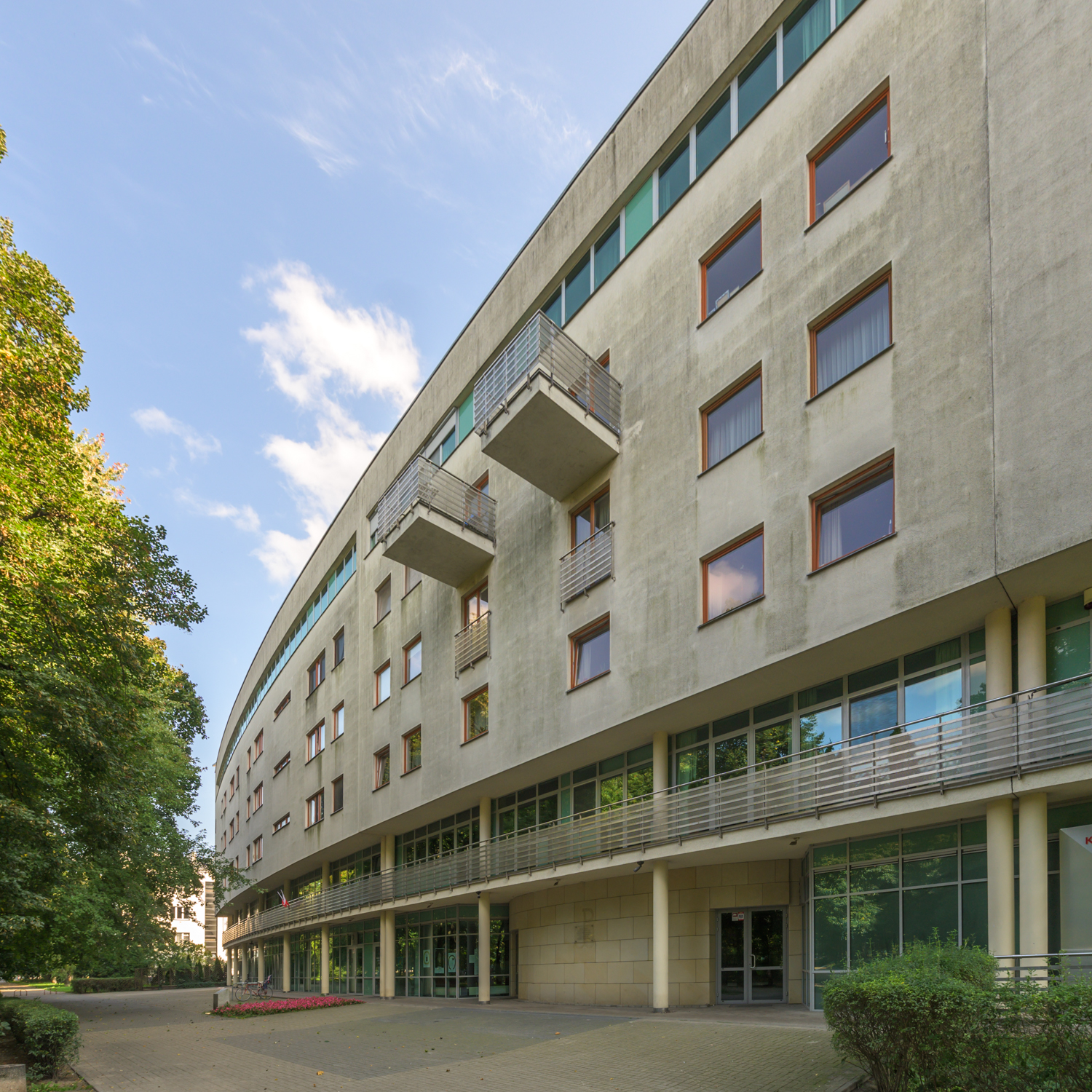 Zdjęcie architektury budynku Budynek mieszkalno-usługowy